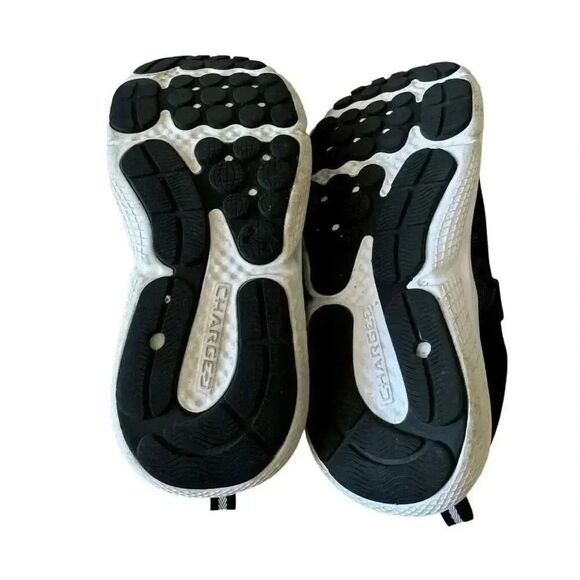 Under Armour  Boys Black White  Assert Alternate Closure Sz 3Y - Picture 7 of 13